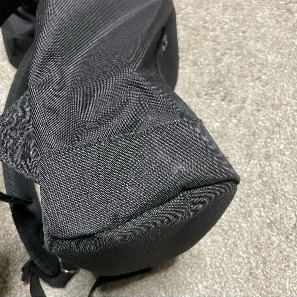 Herschel Supply Co. Retreat Backpack
